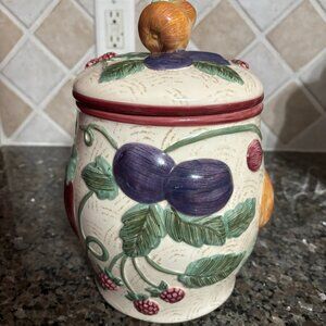 Vintage Napa Valley by Noble Excellence Small Canister with Lid